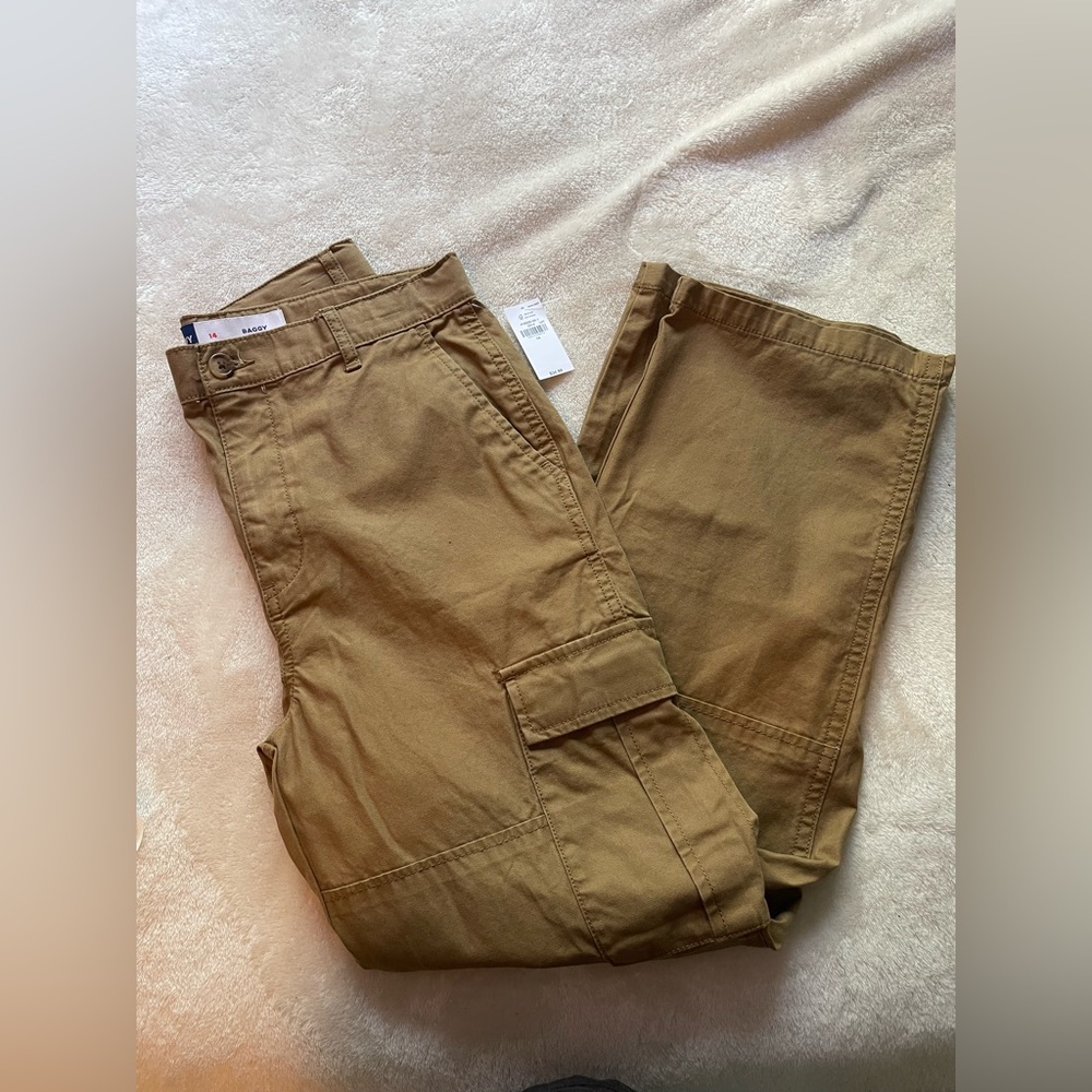 Old Navy Boys Khaki Cargo Baggy Pants NWT SZ14